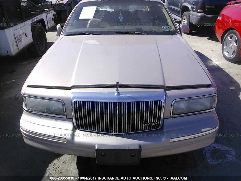 1997 Lincoln Town Car Signature VIN: 1LNLM82W0VY757857 Lot: 20855030