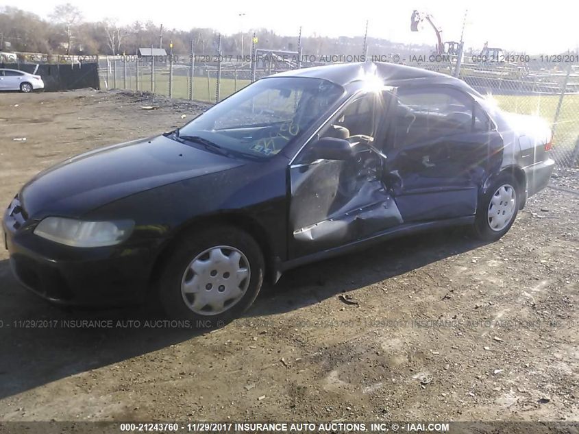 1998 Honda Accord Lx VIN: 1HGCG564XWA260863 Lot: 21243760