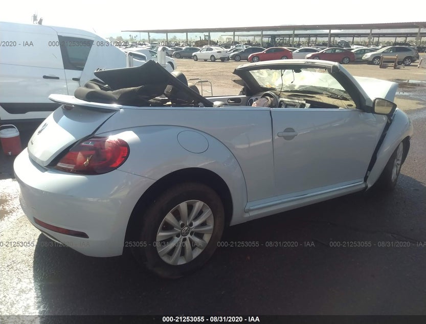 3VW517AT5HM810833