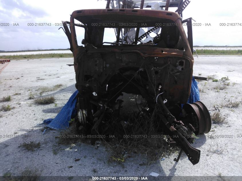 1999 International 4700**Aband VIN: 1HTSCAAM7XH643113 Lot: 21637743