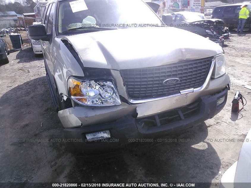 1FMPU15575LA85675 2005 Ford Expedition Xlt