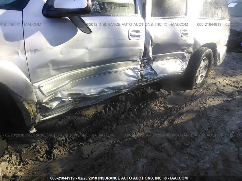 2005 Chevrolet Suburban Lt VIN: 1GNFK16ZX5J215345 Lot: 21844919