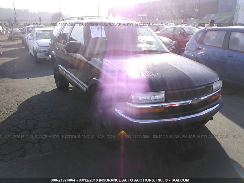 1GNDT13W3Y2265274 2000 Chevrolet Blazer