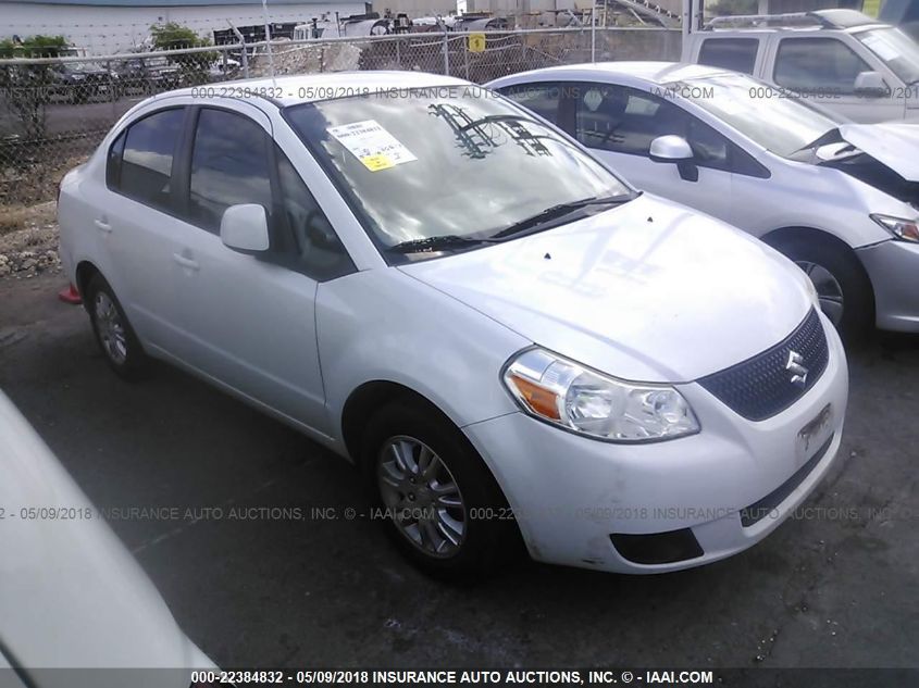 VIN JS2YC5A33D6102854 2013 Suzuki SX4, LE no.1