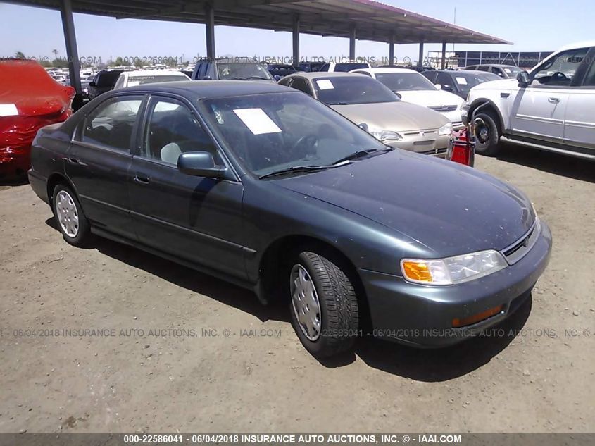 1997 Honda Accord Sdn Lx VIN: 1HGCD5631VA131618 Lot: 40957225