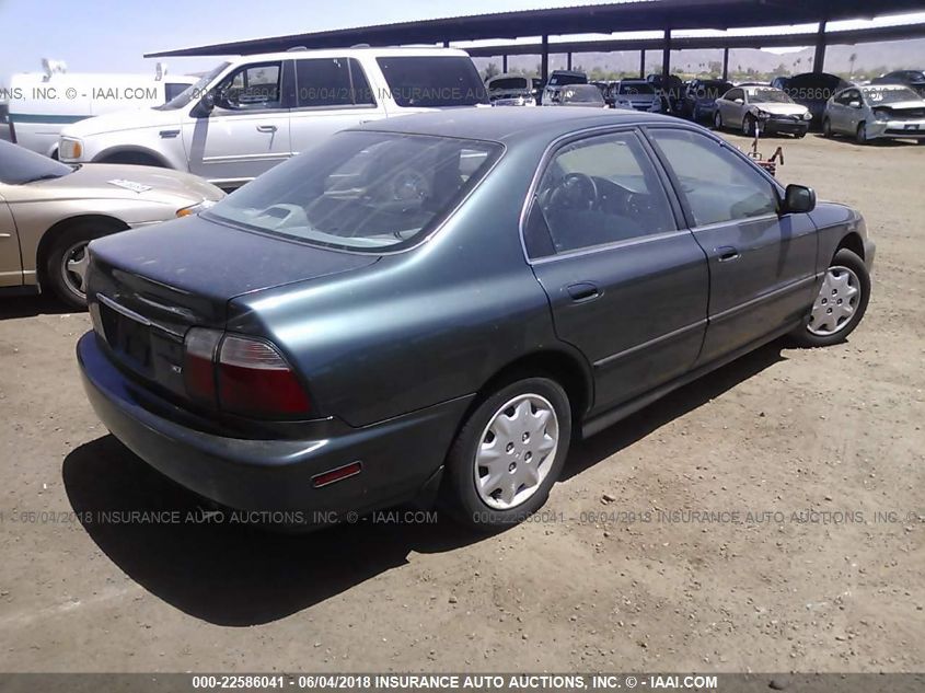 1997 Honda Accord Sdn Lx VIN: 1HGCD5631VA131618 Lot: 40957225