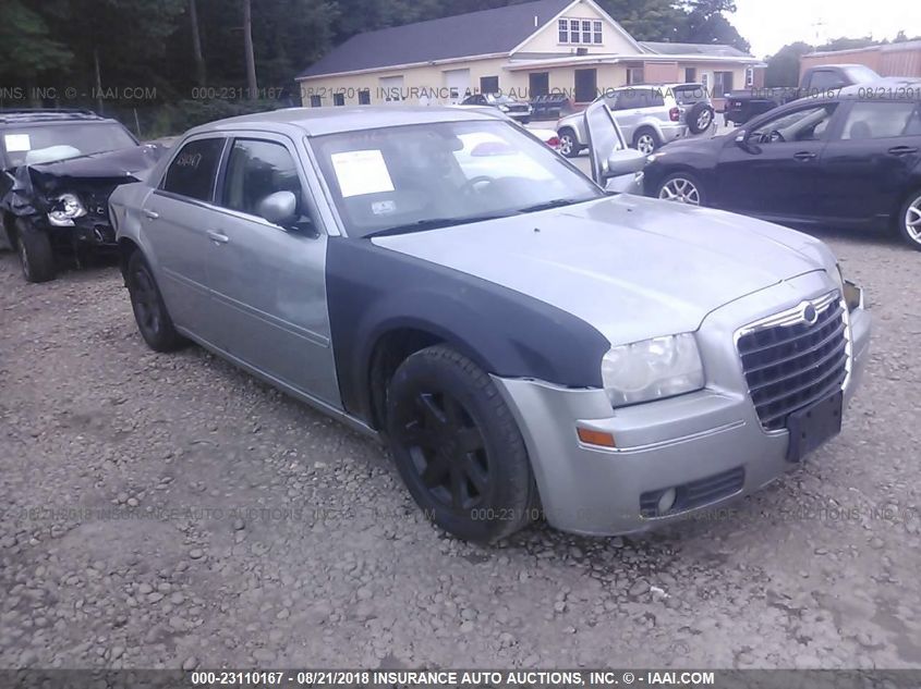 2005 Chrysler 300 Touring VIN: 2C3JA53GX5H120807 Lot: 23110167