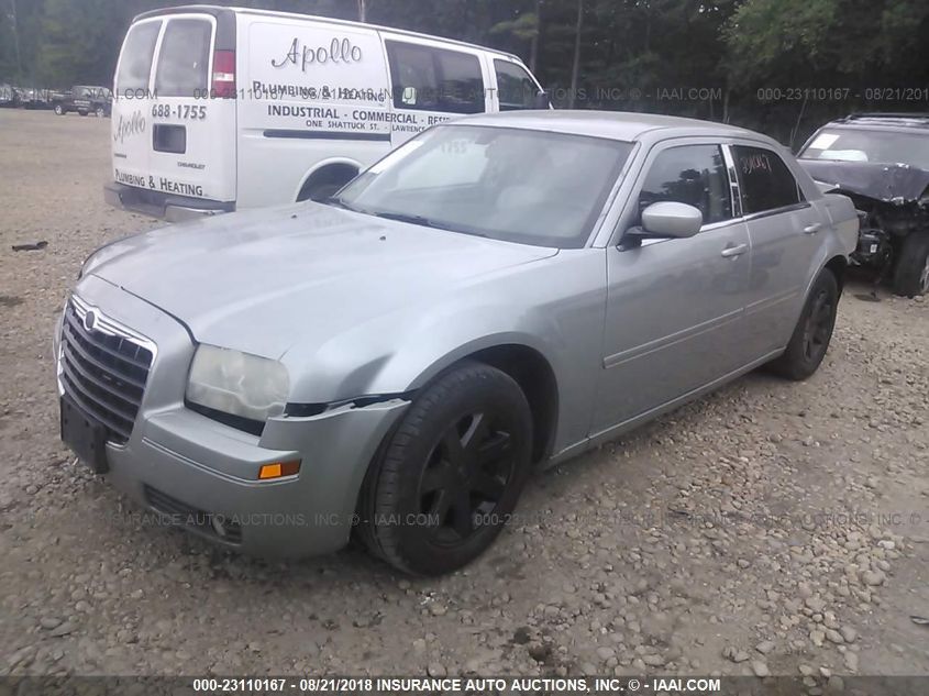 2005 Chrysler 300 Touring VIN: 2C3JA53GX5H120807 Lot: 40658045