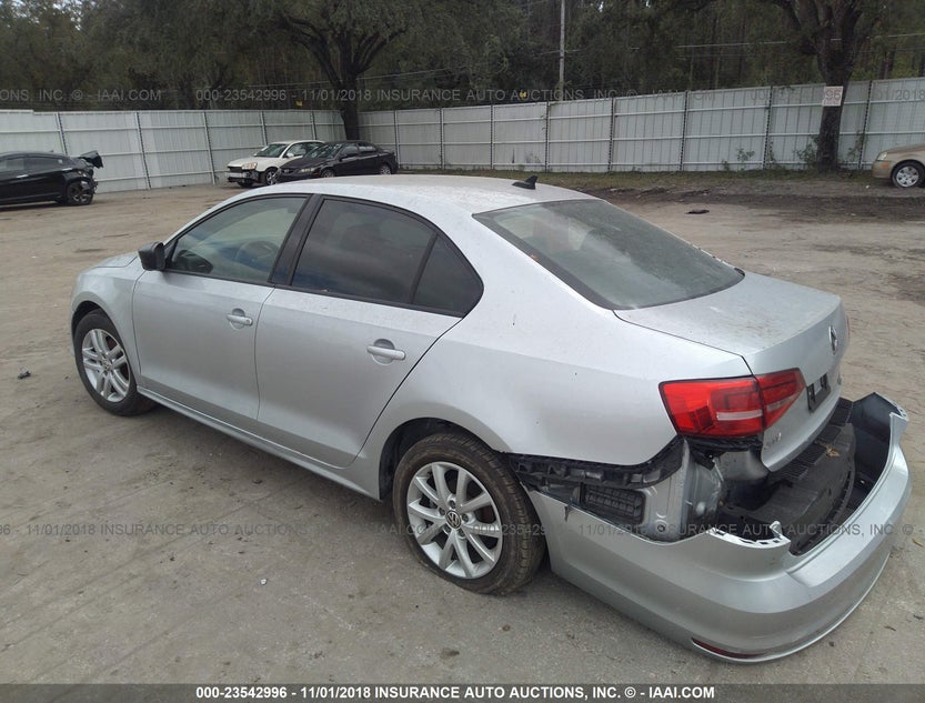 3VW2K7AJXFM216525