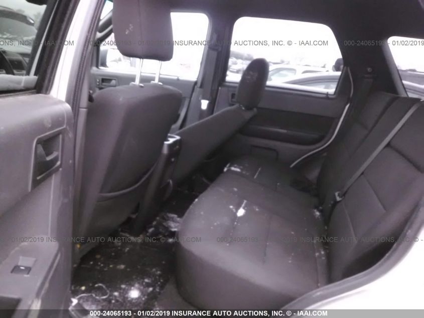 2009 Ford Escape Xlt VIN: 1FMCU93709KC85861 Lot: 24065193