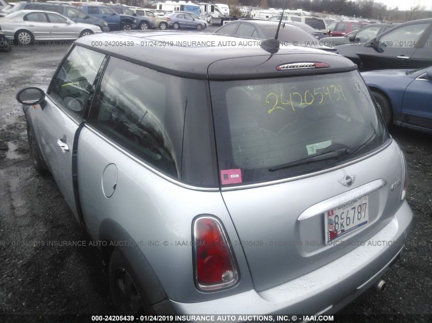 2006 Mini Cooper VIN: WMWRC33516TK64534 Lot: 24205439