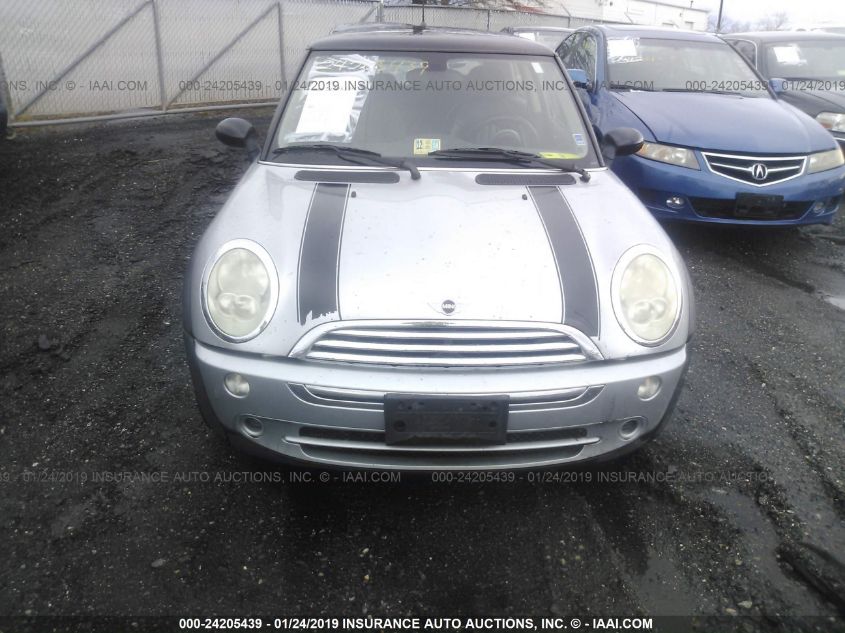 2006 Mini Cooper VIN: WMWRC33516TK64534 Lot: 24205439