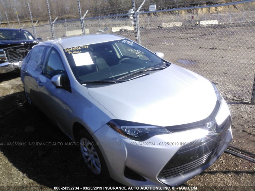 5YFBURHE8JP845137 2018 Toyota Corolla Le