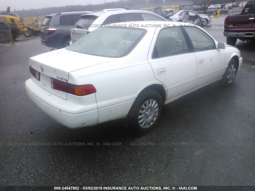 2000 Toyota Camry Le VIN: 4T1BG22K7YU982561 Lot: 24547952