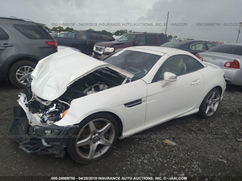 VIN WDDPK5HA5DF059749 2013 Mercedes-Benz SLK-Class,... no.2