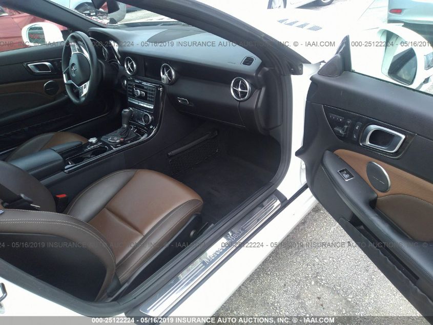 VIN WDDPK4HA0FF108854 2015 Mercedes-Benz SLK-Class,... no.5