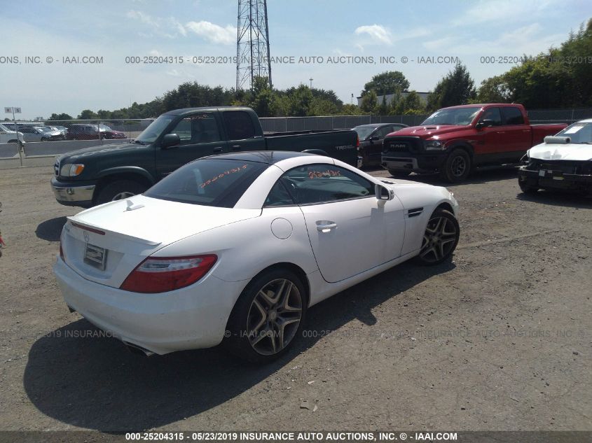 VIN WDDPK4HA4FF097860 2015 Mercedes-Benz SLK-Class,... no.4