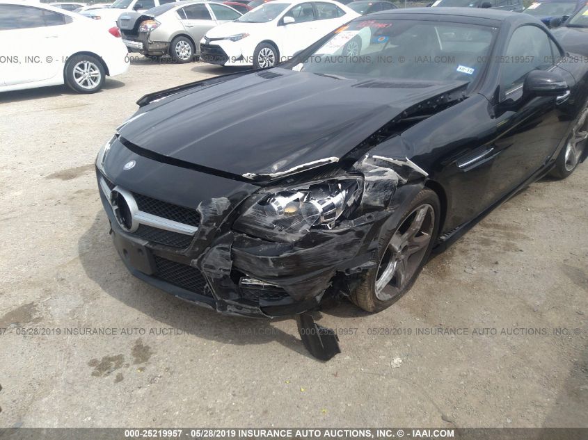 VIN WDDPK3JA9GF116117 2016 Mercedes-Benz SLK-Class,... no.6