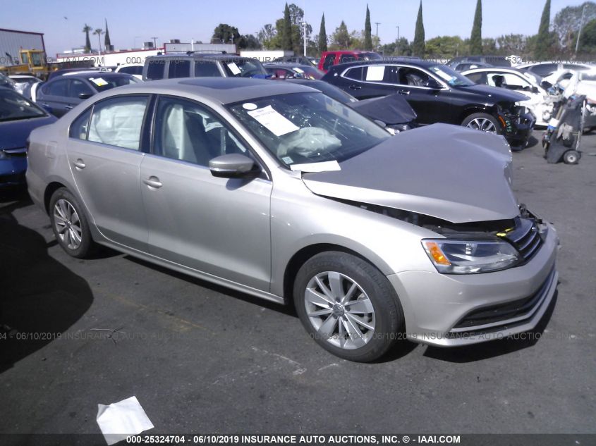 11 VOLKSWAGEN JETTA, 11 | IAA-Insurance Auto Auctions