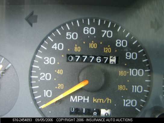 1996 Ford Escort VIN: 3FASP11J6TR158841 Lot: 2454893