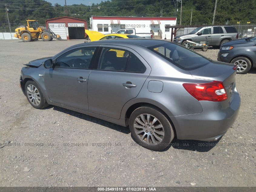 VIN JS2RF9A34D6100453 2013 Suzuki Kizashi, SE no.3