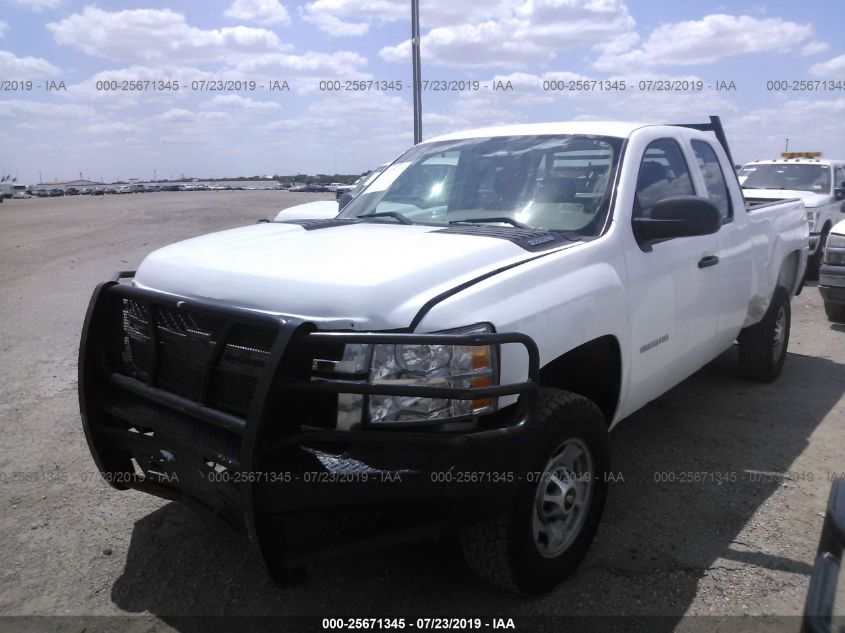 2013 Chevrolet Silverado 2500Hd Work Truck VIN: 1GC2KVCG0DZ400344 Lot: 25671345