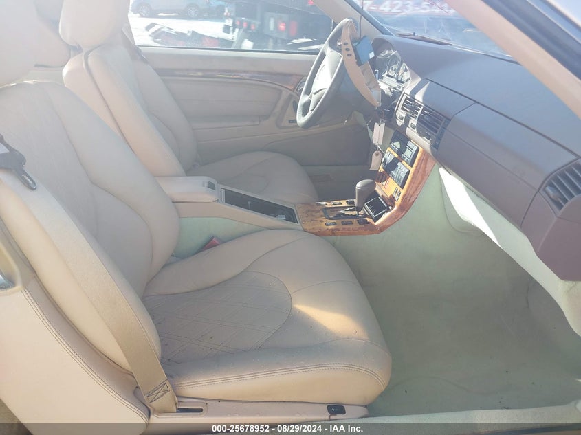 2001 Mercedes-Benz Sl-Class Base (A5) VIN: WDBFA68F41F195990 Lot: 25678952