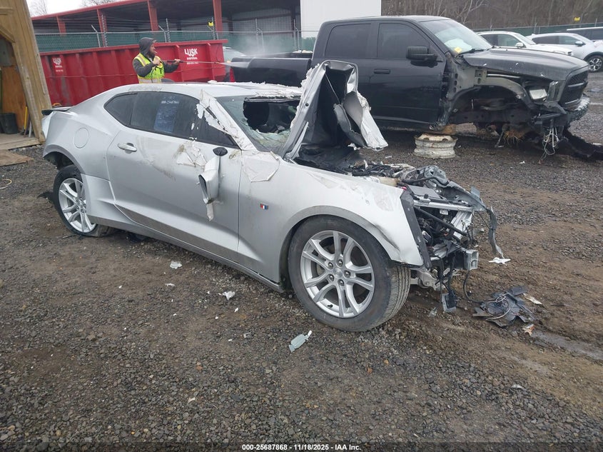 CHEVROLET CAMARO 1LS