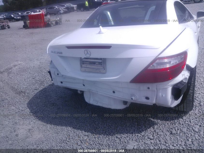 VIN WDDPK4HA1FF099484 2015 Mercedes-Benz SLK-Class,... no.6