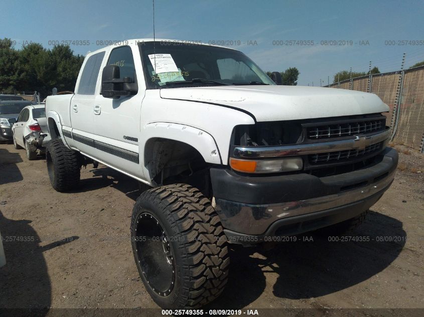 2001 Chevrolet Silverado 2500Hd C2500 Heavy Duty VIN: 1GCHC23U01F109772 Lot: 25749355