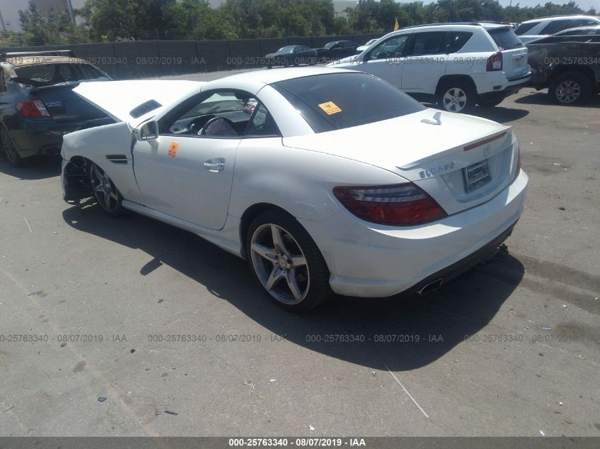 VIN WDDPK4HA5DF061334 2013 Mercedes-Benz SLK-Class,... no.3