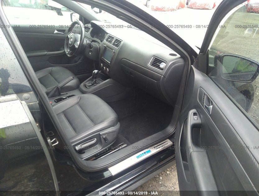 3VW2K7AJ6CM385470
