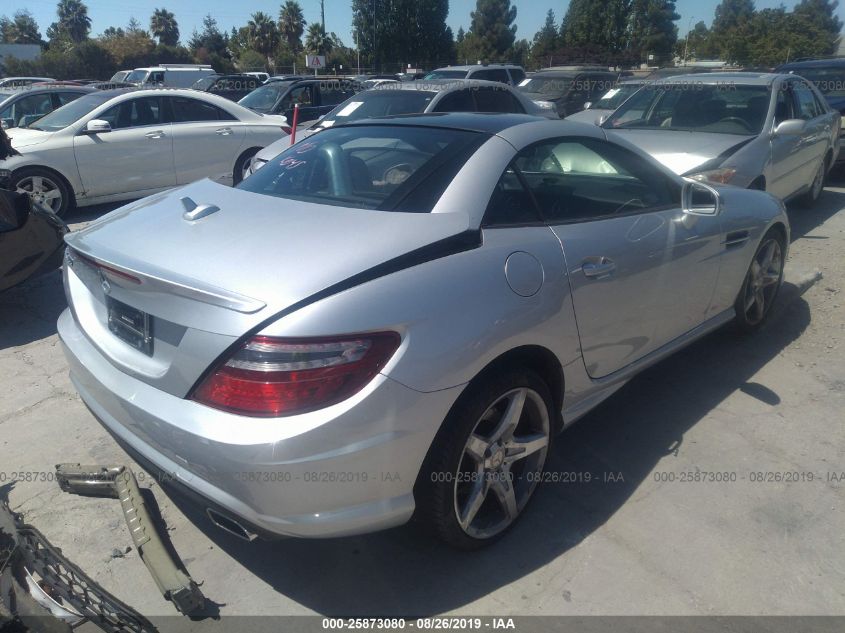 VIN WDDPK3JAXGF120497 2016 Mercedes-Benz SLK-Class,... no.4