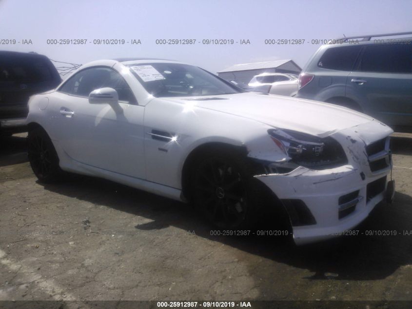 VIN WDDPK4HA8FF110819 2015 Mercedes-Benz SLK-Class,... no.1