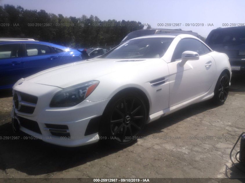 VIN WDDPK4HA8FF110819 2015 Mercedes-Benz SLK-Class,... no.2