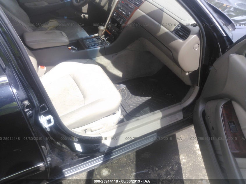 2000 Acura Rl VIN: JH4KA9652YC004833 Lot: 25914118