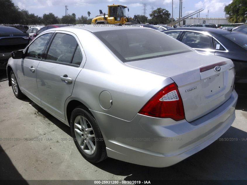 2012 Ford Fusion S VIN: 3FAHP0GA6CR194329 Lot: 25931280