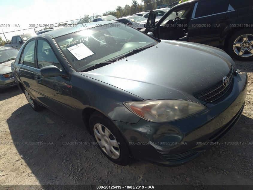 2004 Toyota Camry Le VIN: 4T1BE32K14U270102 Lot: 26125419