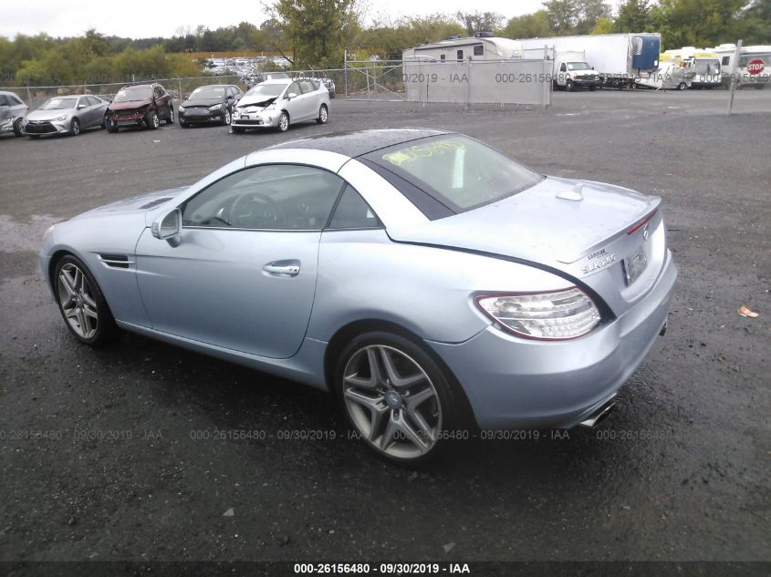 VIN WDDPK4HAXFF097507 2015 Mercedes-Benz SLK-Class,... no.3