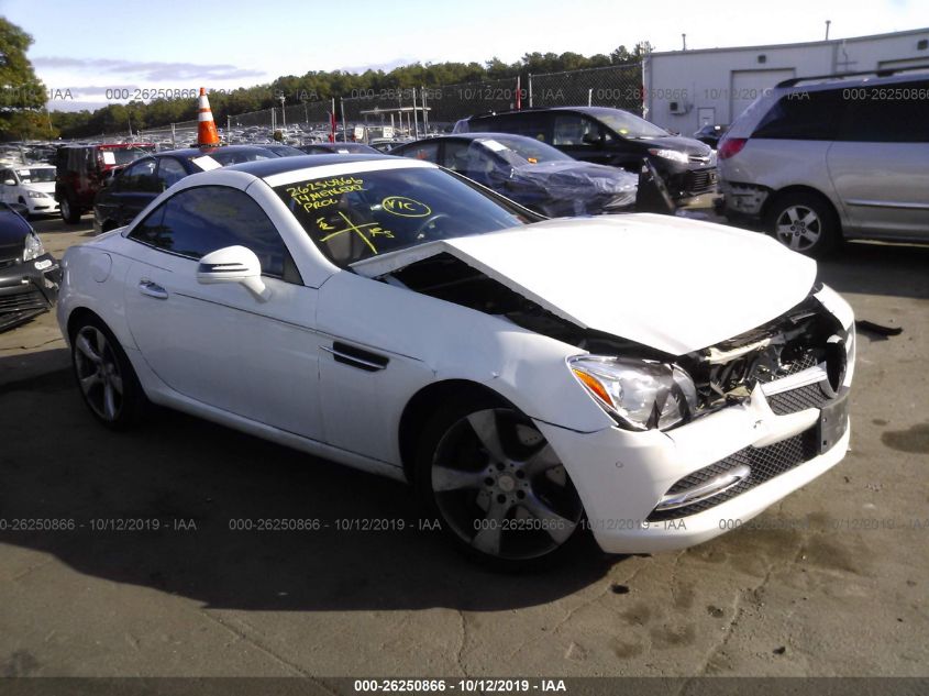 VIN WDDPK5HA4EF083641 2014 Mercedes-Benz SLK-Class,... no.1