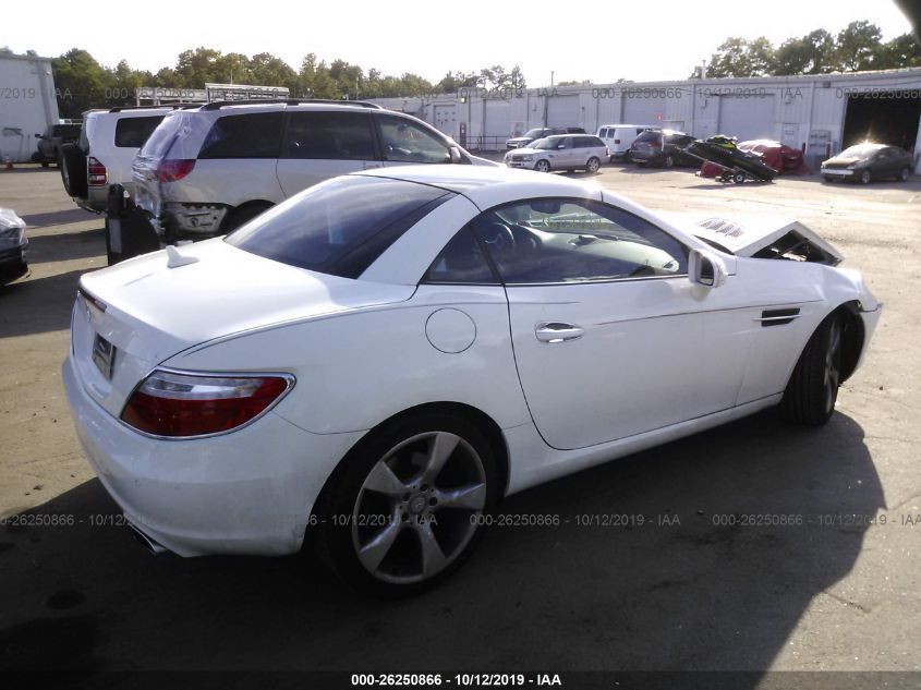 VIN WDDPK5HA4EF083641 2014 Mercedes-Benz SLK-Class,... no.4