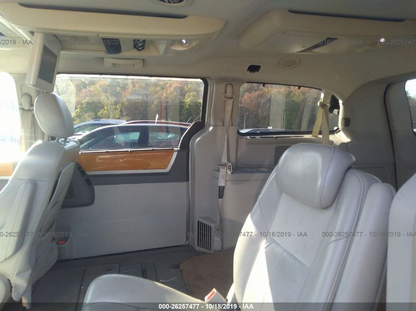 2008 Chrysler Town & Country Limited VIN: 2A8HR64X28R607482 Lot: 26257477