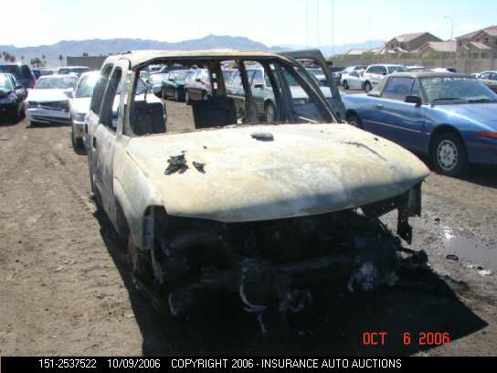 2004 GMC Yukon black null null 1GKEK63U04J143777 photo #1