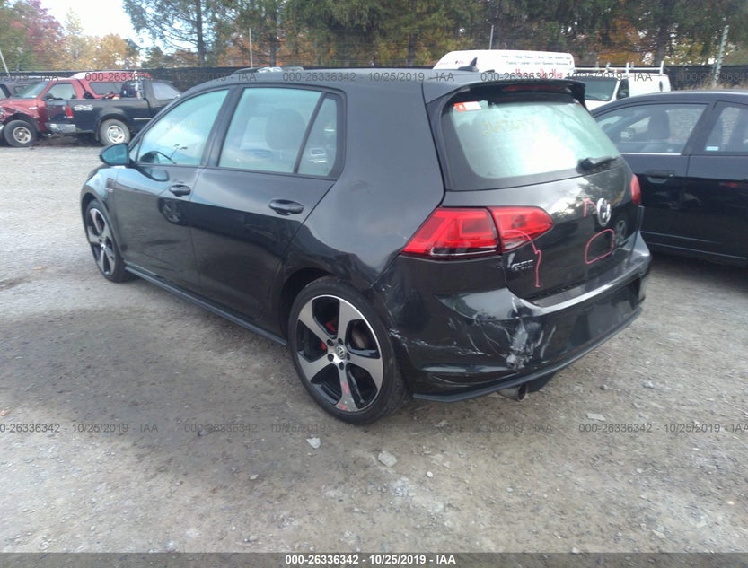 3VW4T7AUXFM104467