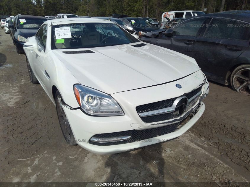 VIN WDDPK4HA2DF056897 2013 Mercedes-Benz SLK-Class,... no.6