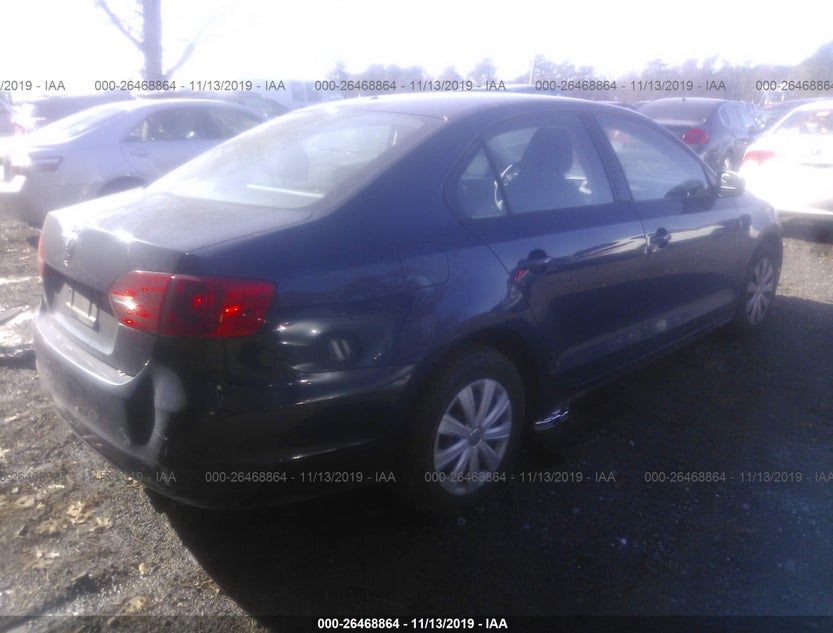 3VW2K7AJ8DM425632
