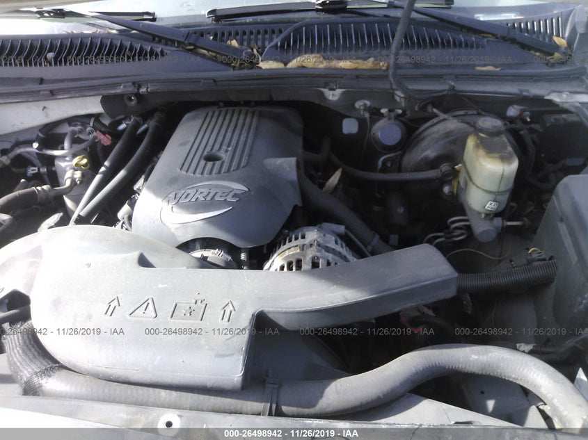 2002 Cadillac Escalade Luxury VIN: 1GYEC63T92R107451 Lot: 26498942