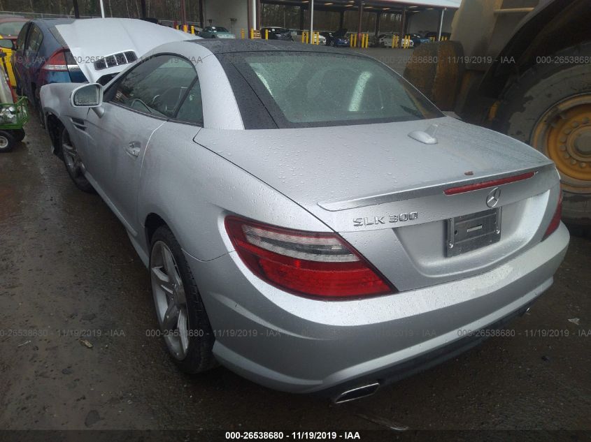 VIN WDDPK3JA9GF122371 2016 Mercedes-Benz SLK-Class,... no.3