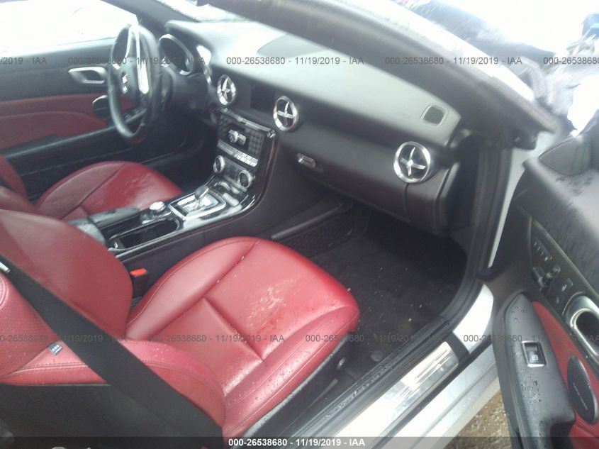 VIN WDDPK3JA9GF122371 2016 Mercedes-Benz SLK-Class,... no.5