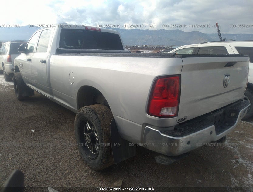 3C6UR5HL2EG156442